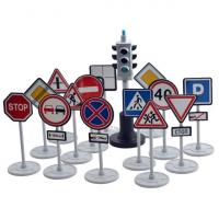 Игровой набор "Светофор" с дорожными знаками