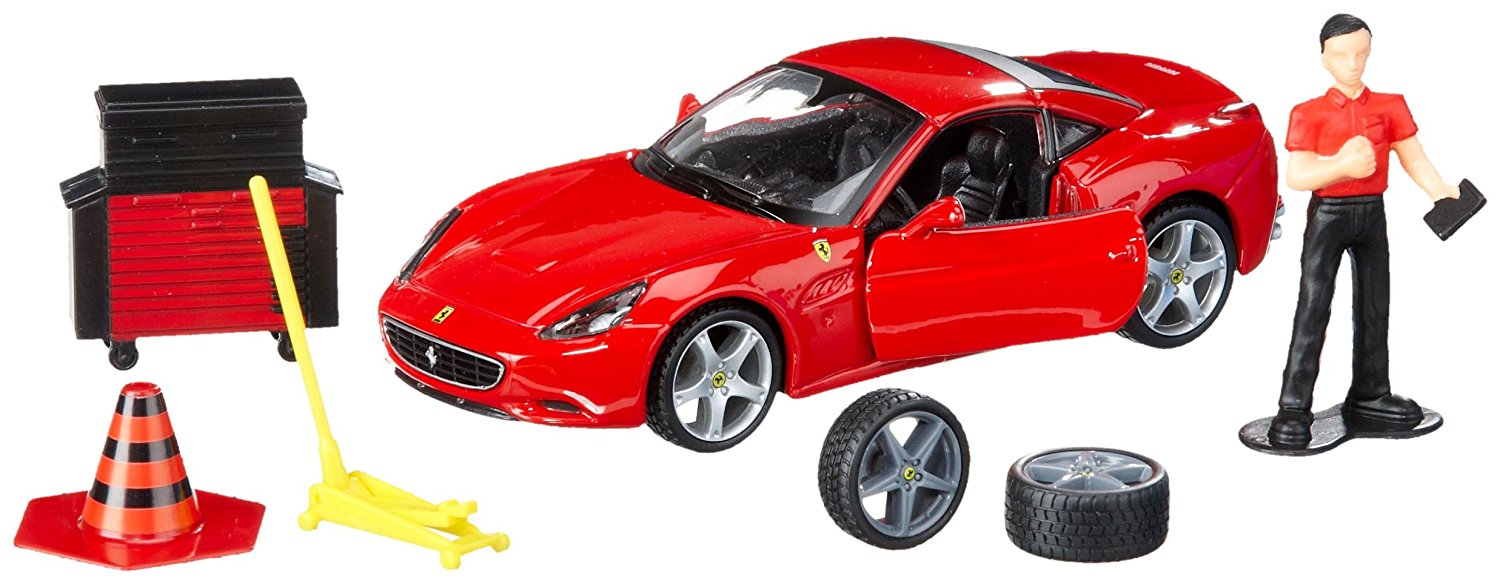 Игровой набор Ferrari Scuderia Spider 16M, 1:32