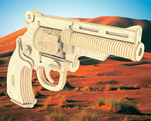 Сборная деревянная модель револьвера 