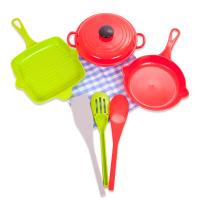 Игровой набор посуды для кухни "Помогаю Маме", 8 предметов